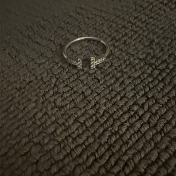 Tiffany & Co. Diamond wire ring. White gold - Picture 3 of 3